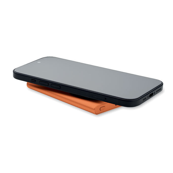 Magnētiskā bezvadu ārējās uzlādes stacija 20W - 5 000 mAh