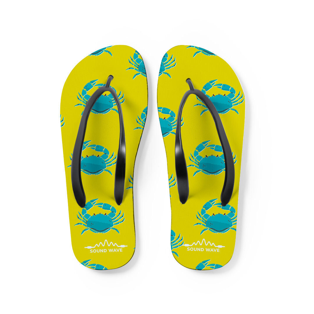 Beach slippers with fully customisable sole