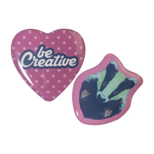 Custom-shaped epoxy fridge magnet with digital printing – White