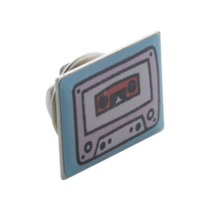 Metāla nozīmīte ar epoksīda kupolu, 26×14 mm – Sudraba