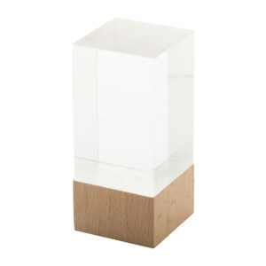 Stikla balva uz dižskābarža koka pamatnes, 50×110 mm – Dabīga / caurspīdīga